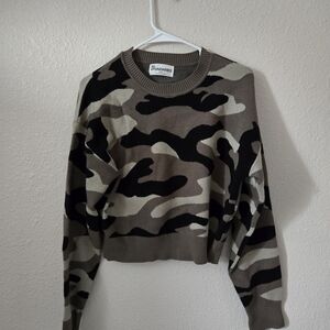 No Boundaries Women's Camouflage Crew Neck Sweater